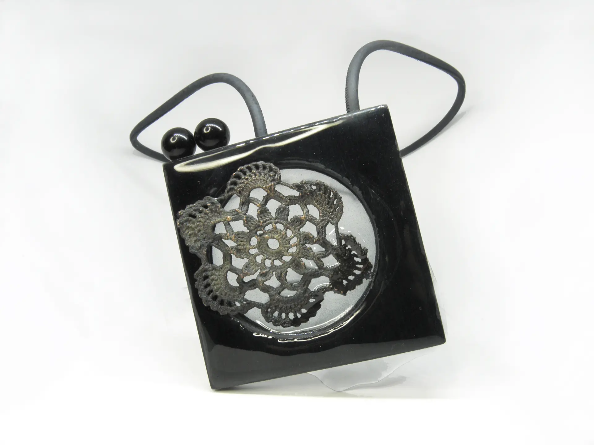 Floaters Lace 