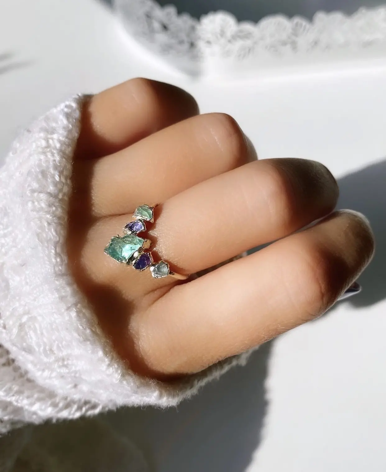 Ring versilbert