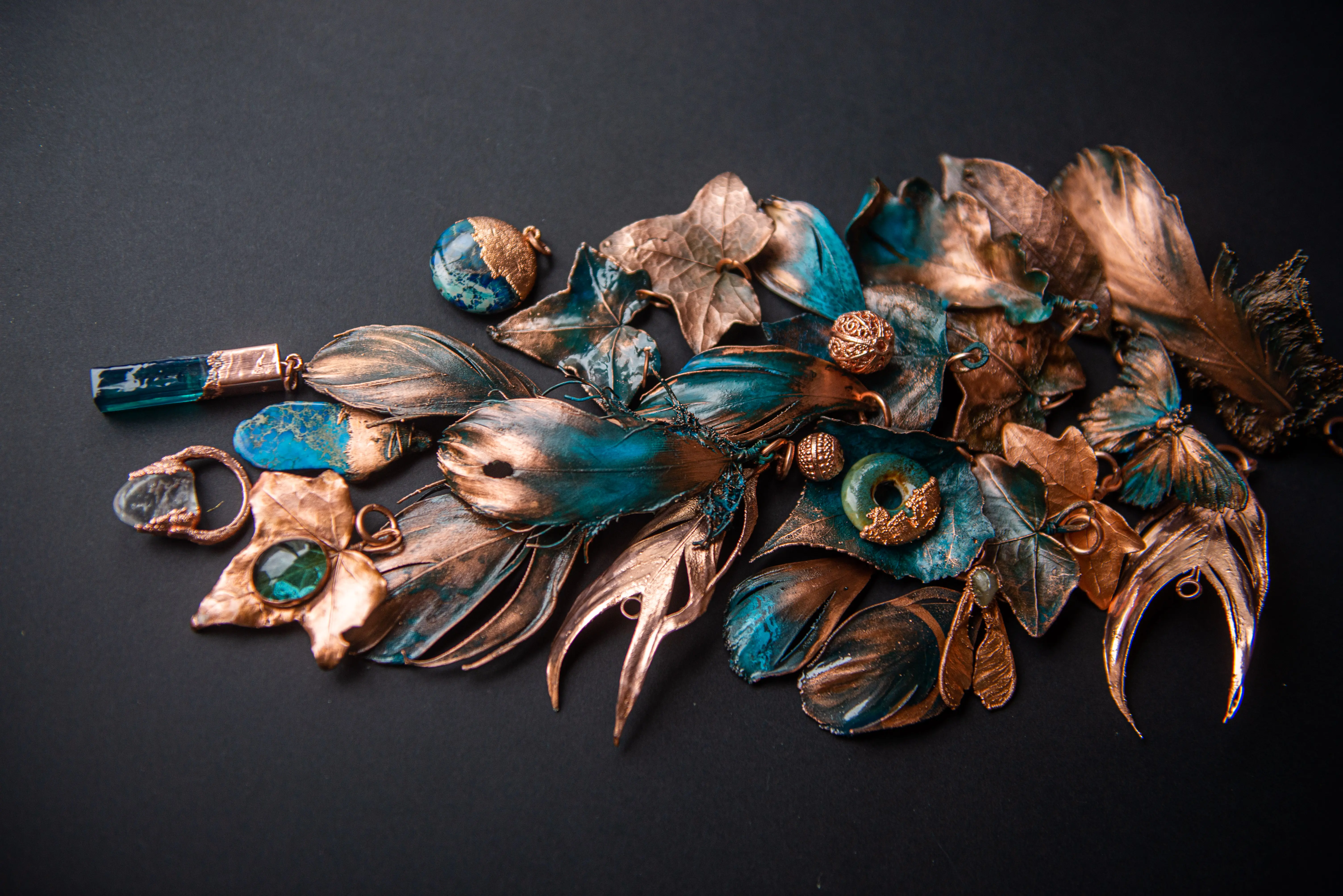 Schmuck patiniert