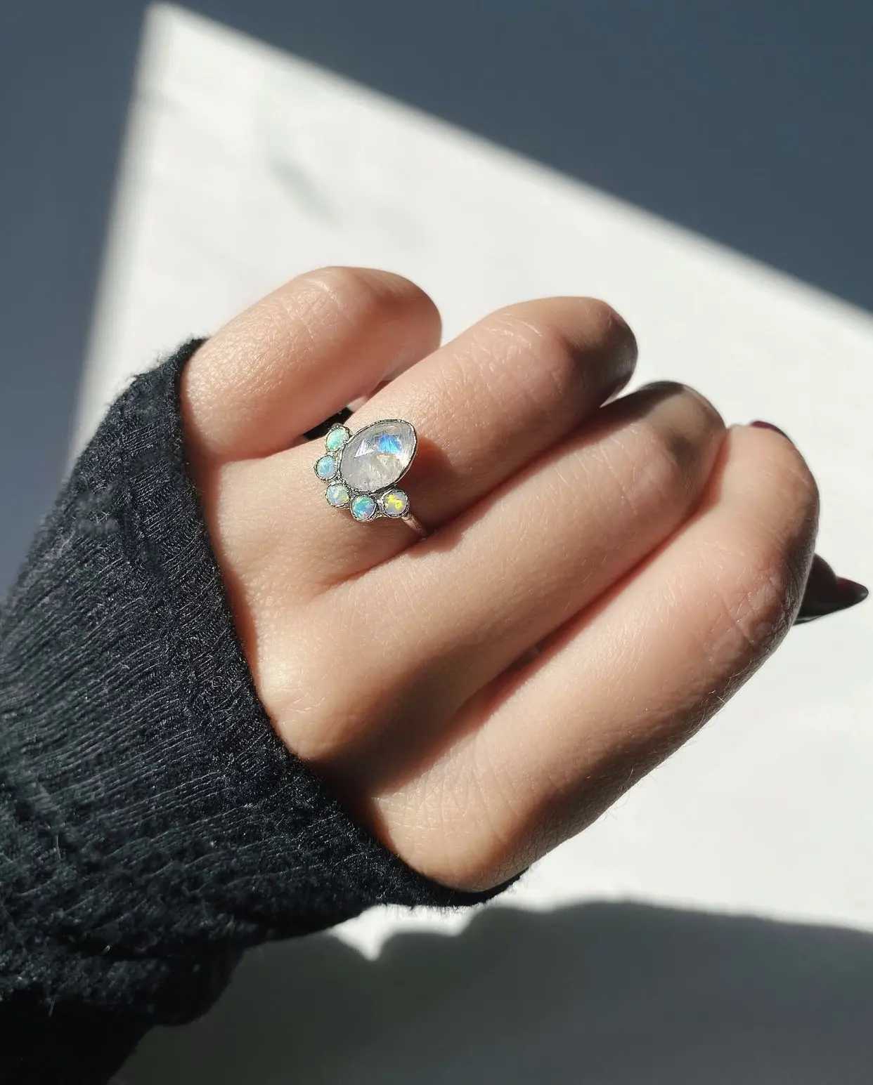 Ring versilbert